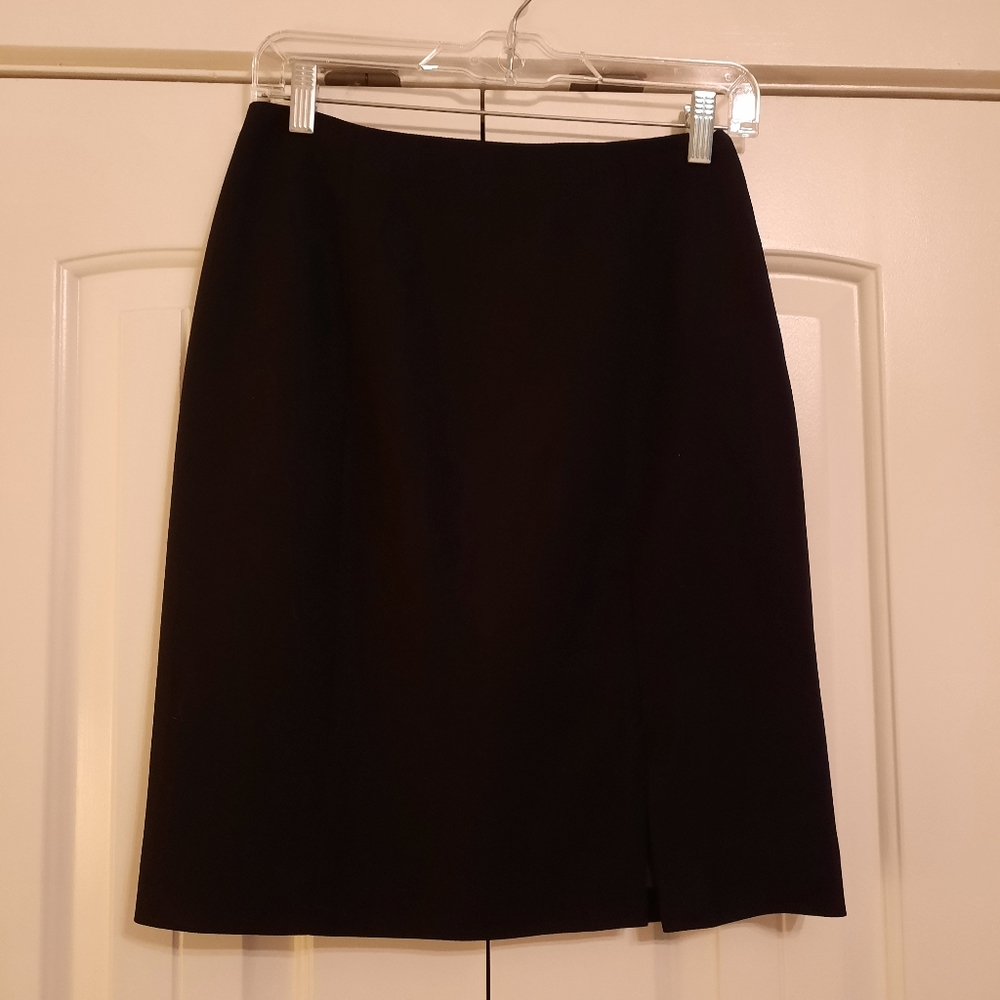 Black slim fitting dressy skirt